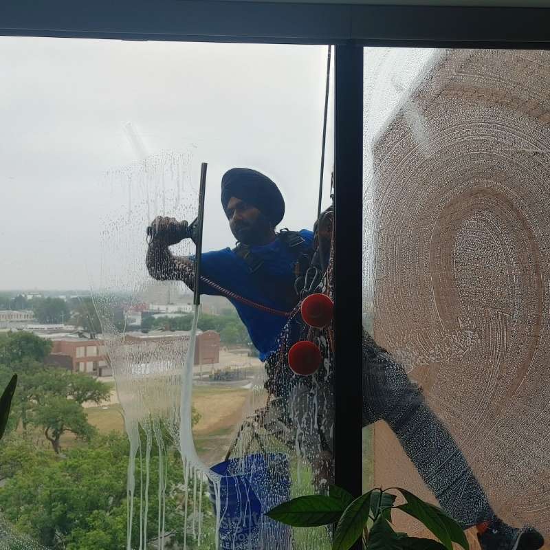 commercial window cleaning
