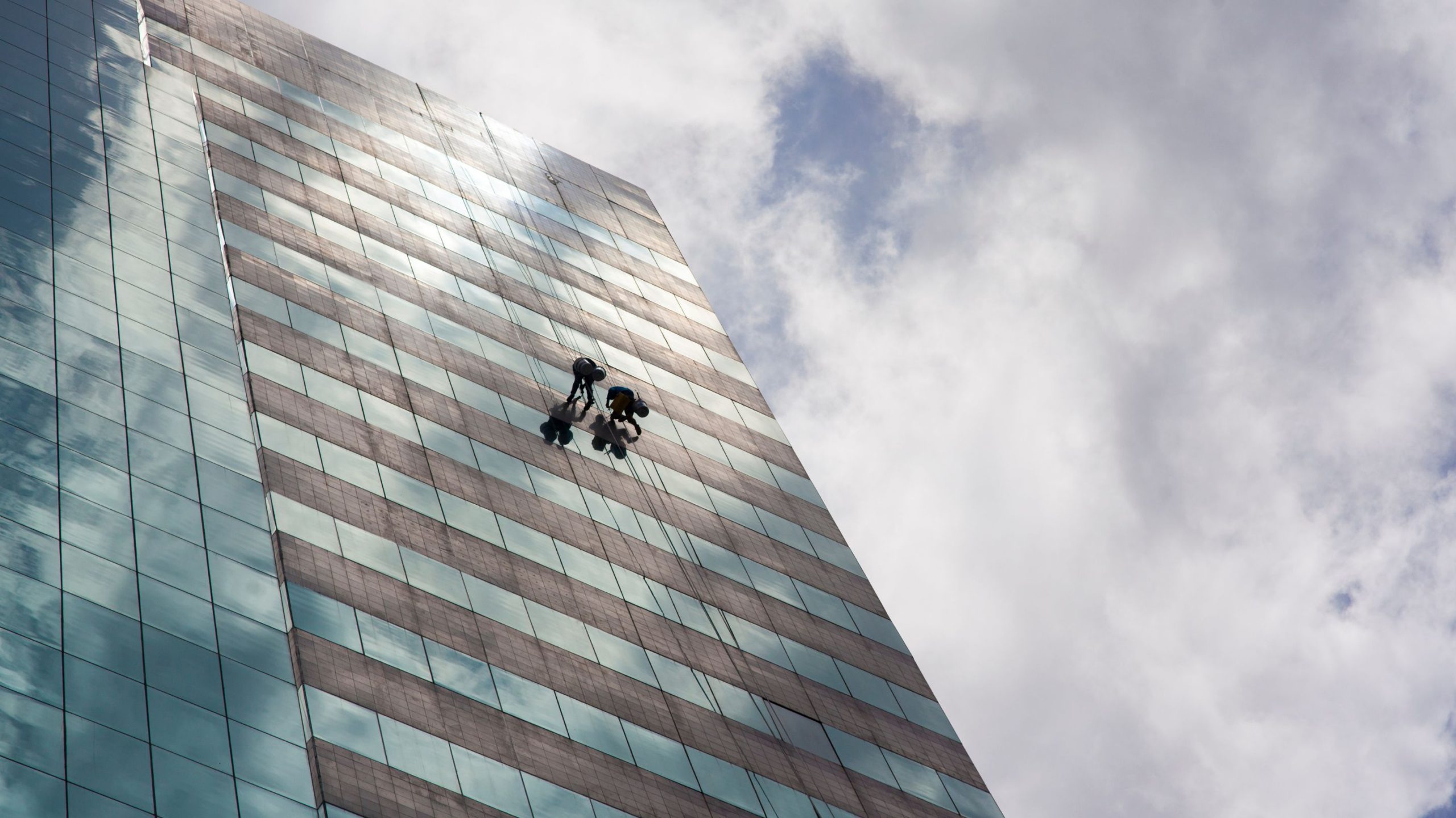 high rise window cleaning